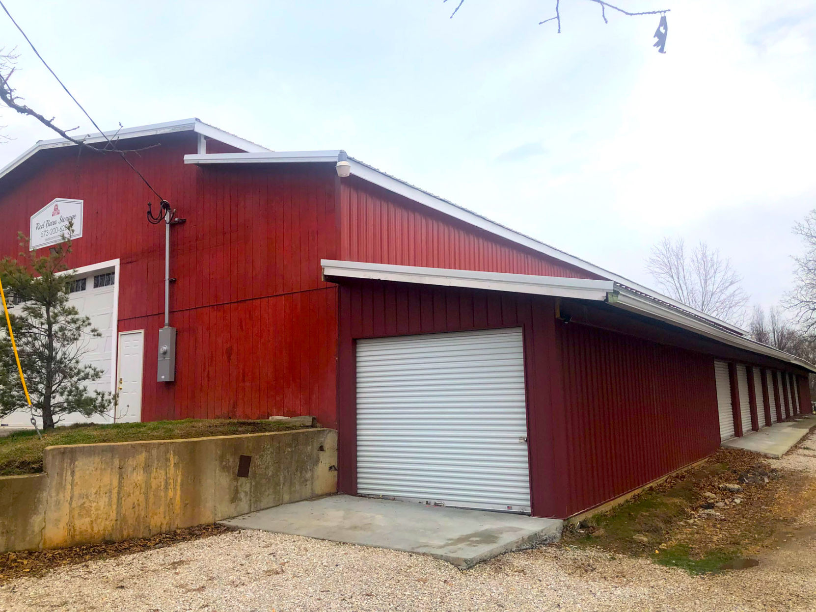 Red Barn Storage - Outdoor Units